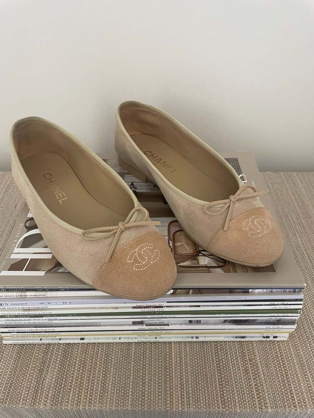 Chanel Suede Ballet Flats Neutral Interlocking CC Logo Size 5
